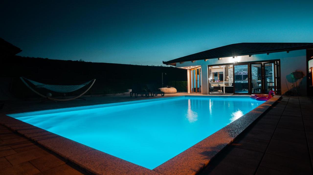 Villa De Luxe Bihać Extérieur photo
