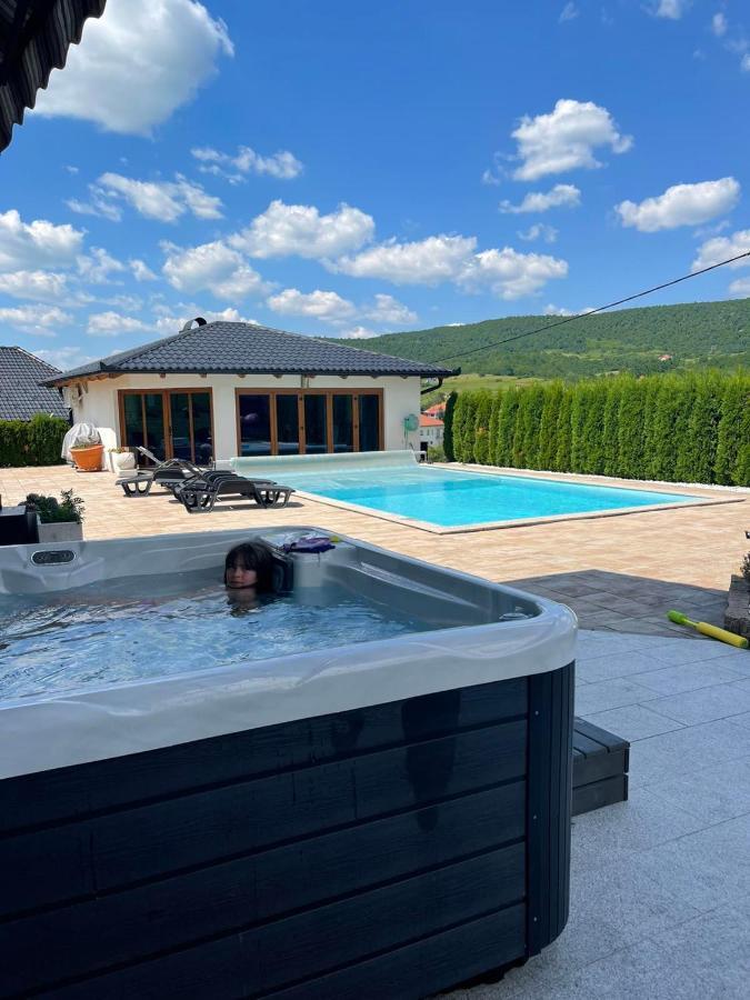Villa De Luxe Bihać Extérieur photo